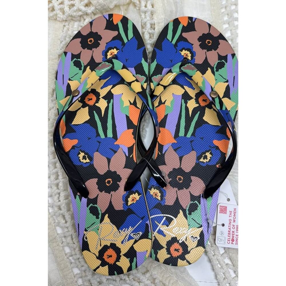 Size 7 Floral Flip Flops, NWT - Picture 3 of 3